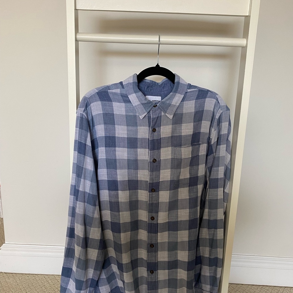 Sonoma Blue & White Checkered Button-Down Shirt – Classic & Comfortable
